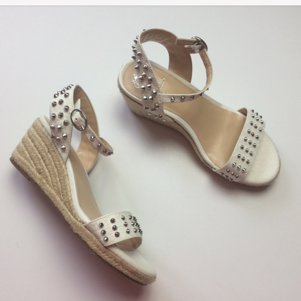 Vince camuto studded white wedge shoes
